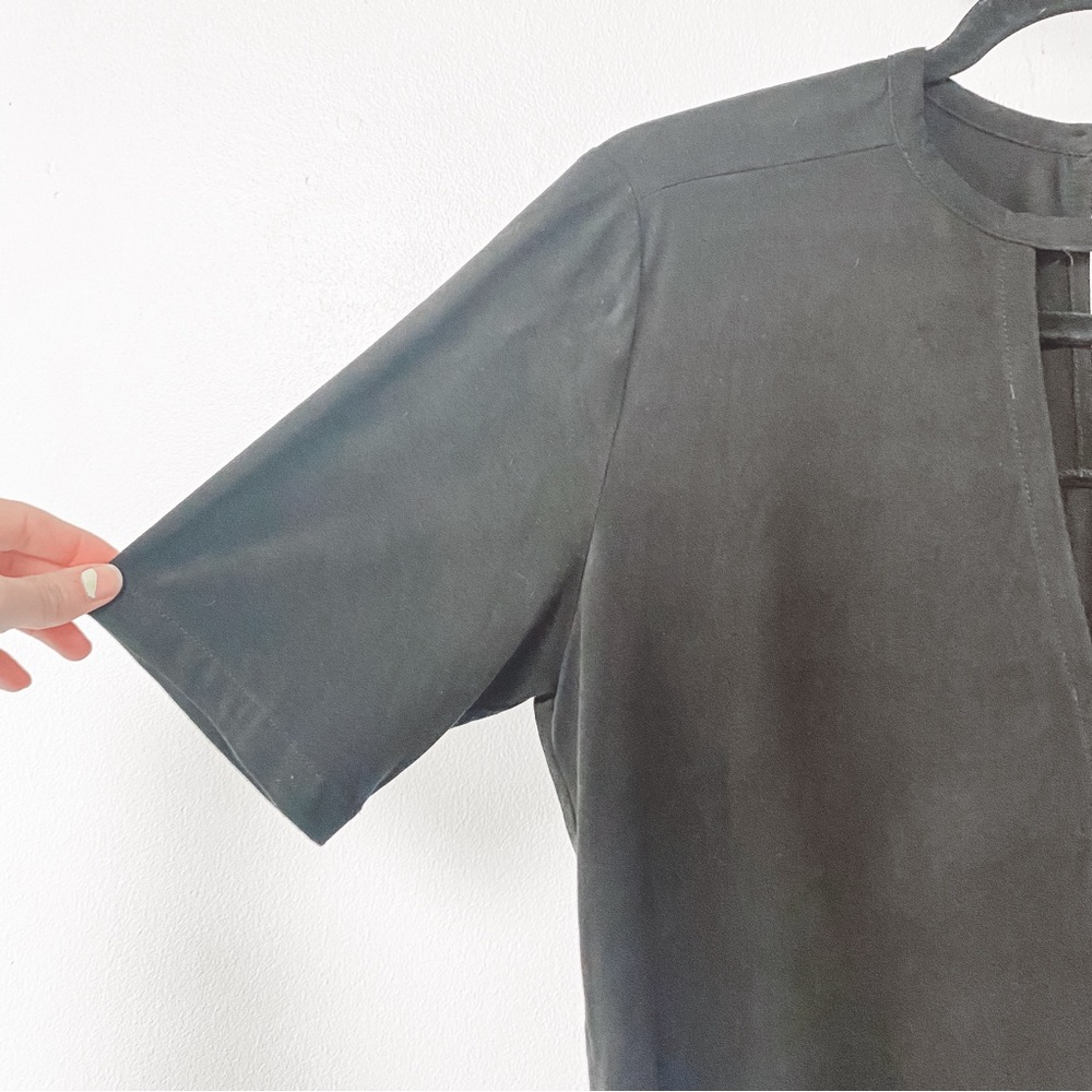 Karlie Suede Cut Out Plunge Front Winter Casual Suede Short Sleeve Top Black - Picture 5 of 8